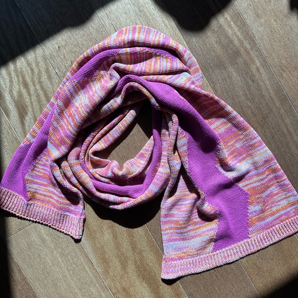 Missoni knit scarf, pink/orange/cream - Picture 4 of 4